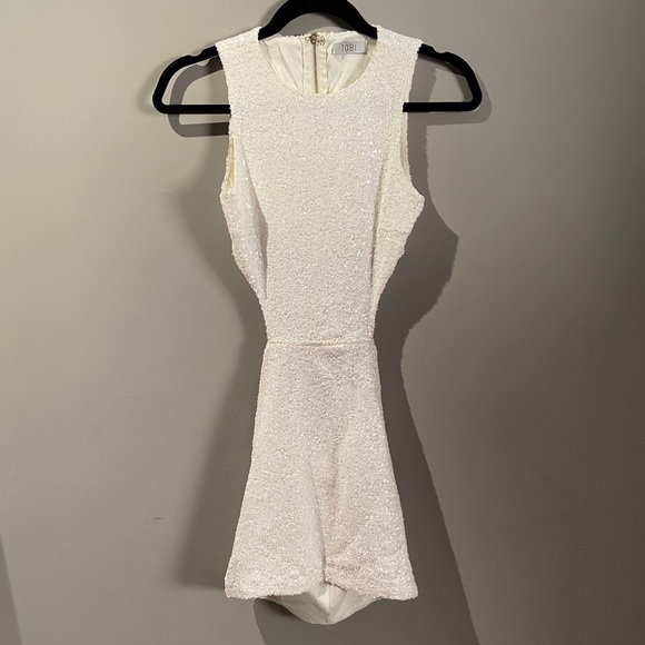 Tobi Sequin Cut-Out Minidress - Picture 2 of 3
